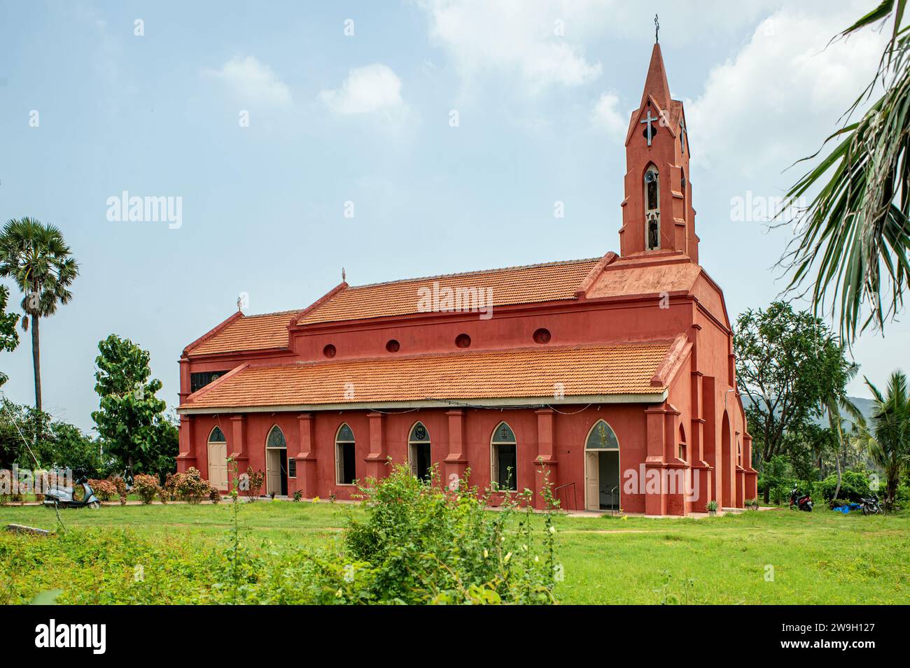 08 30 2015 Vintage Old Bheemili's St La Chiesa di Pietro, chiamata Comunità della Chiesa Rossa. Bheemunipatnam Andhra Pradesh India Asia. Foto Stock