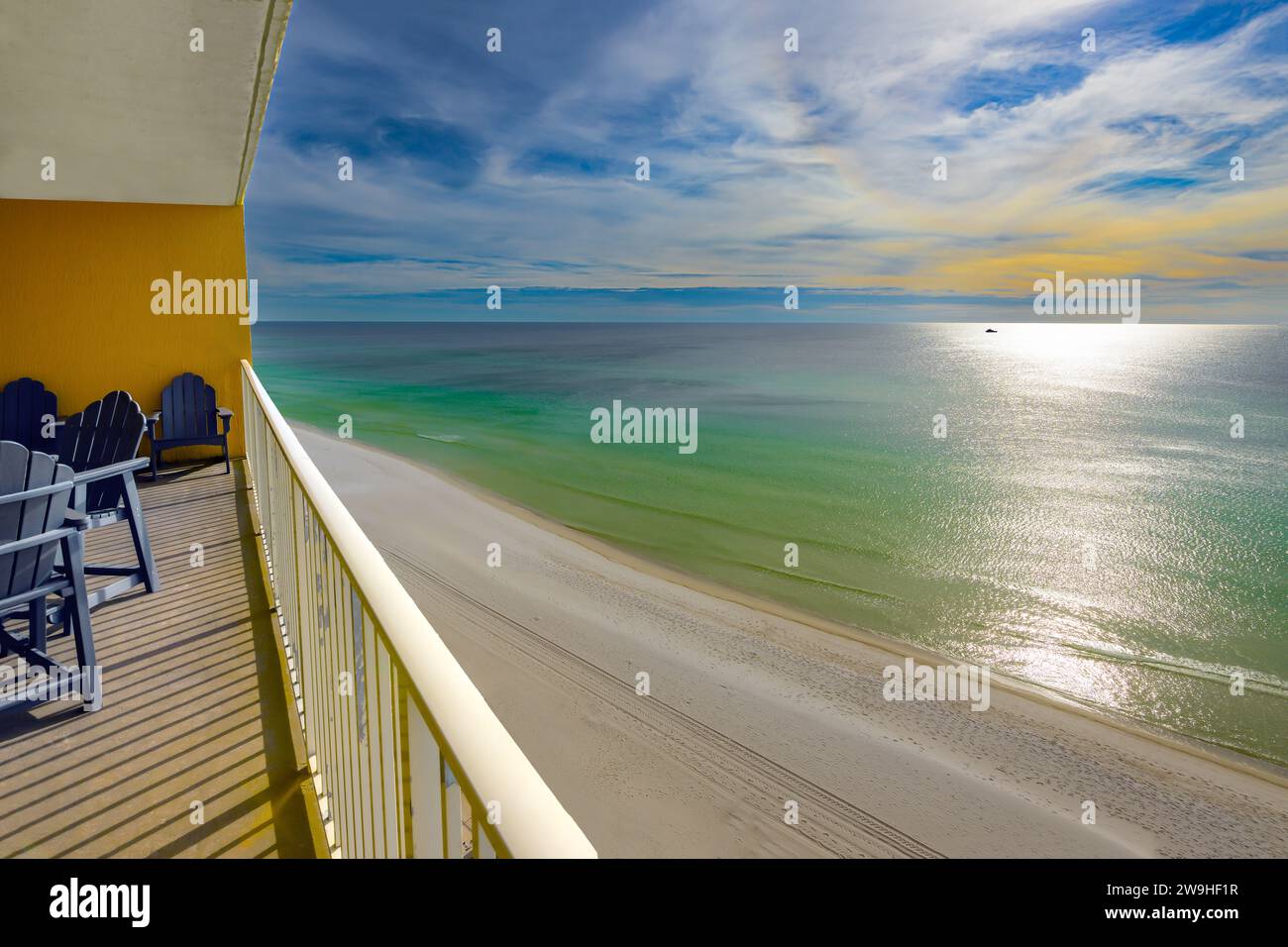 Panama City Beach svela la sua bellezza da questo incantevole balcone con vista Foto Stock