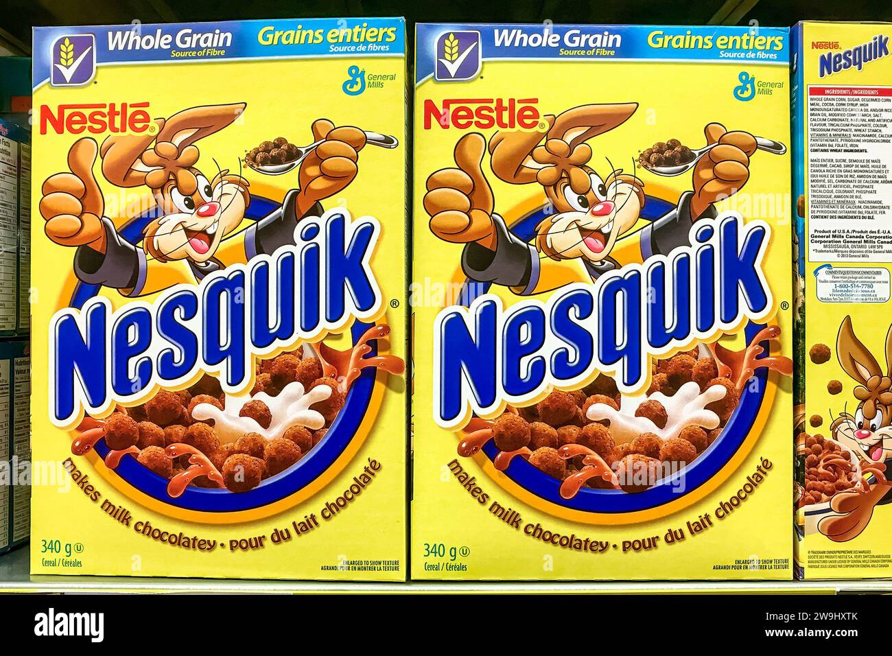 Toronto, Ontario, Canada - 6 settembre 2019: Deliziosi cereali Nesquik integrali esposti sullo scaffale del negozio. Foto Stock