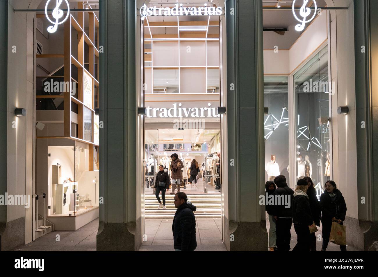 Stradivarius collezione primavera estate hotsell 2020