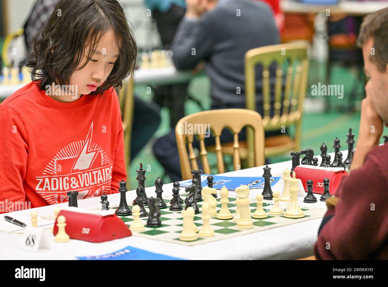 Hastings, Regno Unito. 28 dicembre 2023. Kim, Kunhoo Alexanderduring the Caplin Hastings International Chess Congress at Horntye Park, Hastings, East Sussex, Regno Unito. Crediti: LFP/Alamy Live News Foto Stock