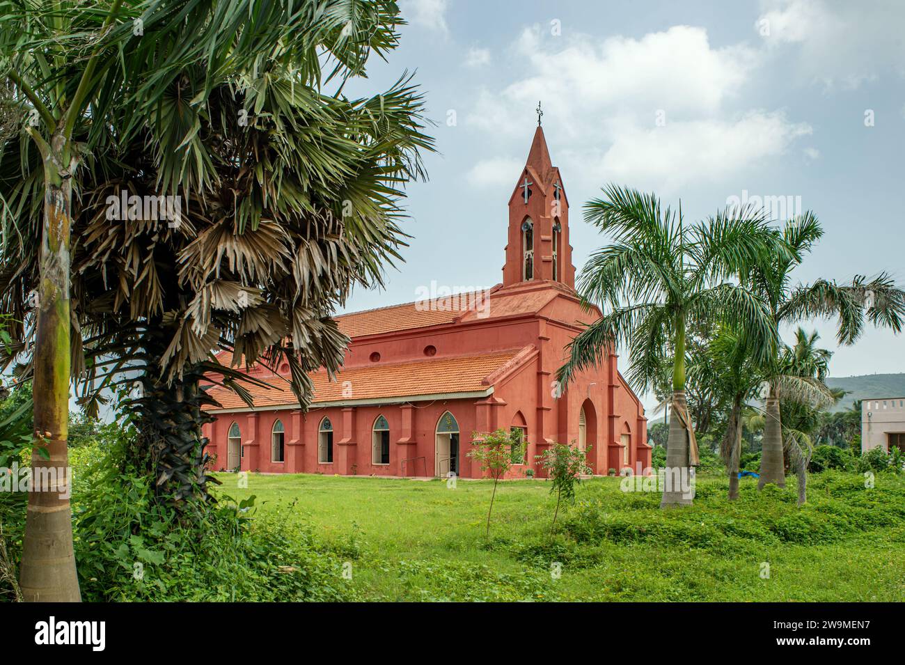 08 30 2015 Vintage Old Bheemili's St La Chiesa di Pietro, chiamata Comunità della Chiesa Rossa. Bheemunipatnam Andhra Pradesh India Asia. Foto Stock