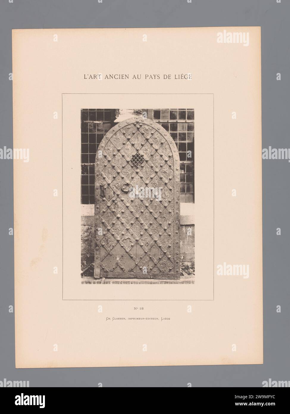 Porta decorata, anonima, c. 1879 - in o prima del 1884 stampa fotomeccanica questa stampa fa parte di una copertina con venti stampe, un frontespizio e un elenco di immagini. Liegi carta collotipo porta Liegi Foto Stock