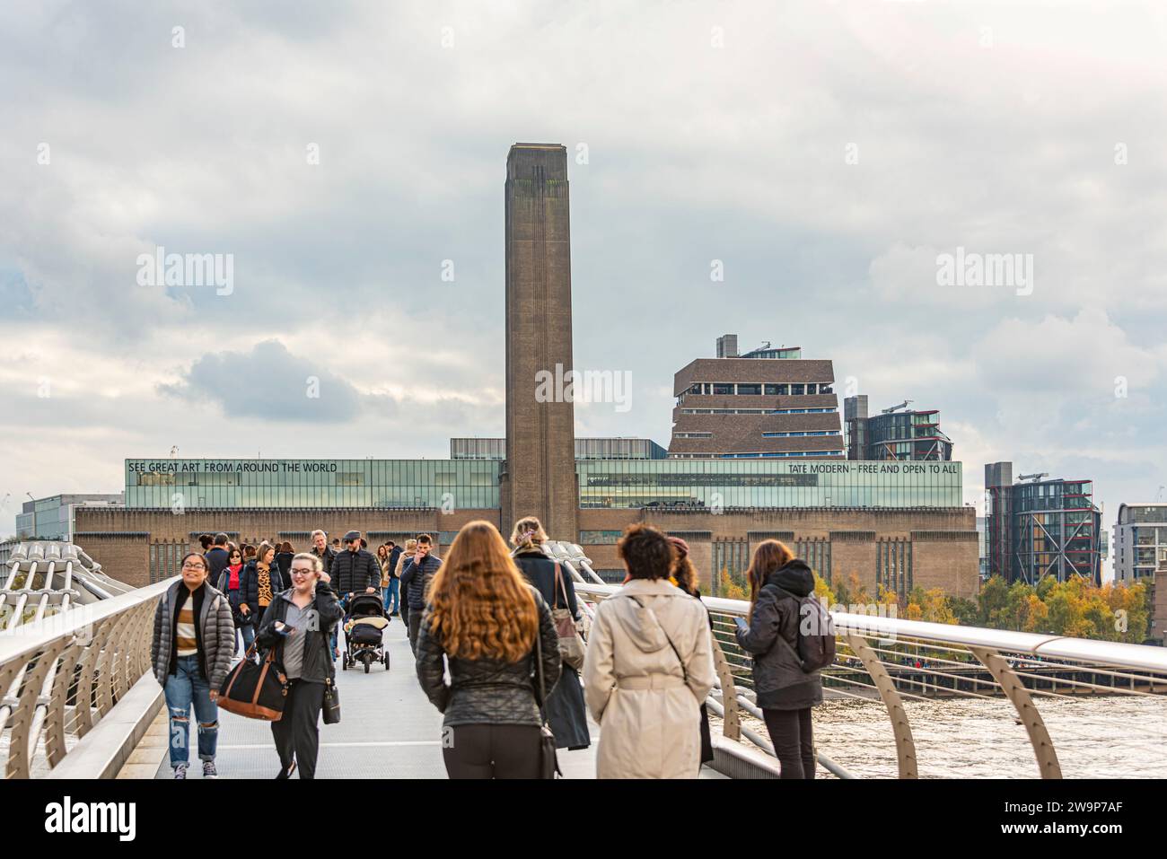 Tate Modern turbine Hall di Herzog de Meuron studio di architettura Bankside, Londra SE1 9TG Foto Stock