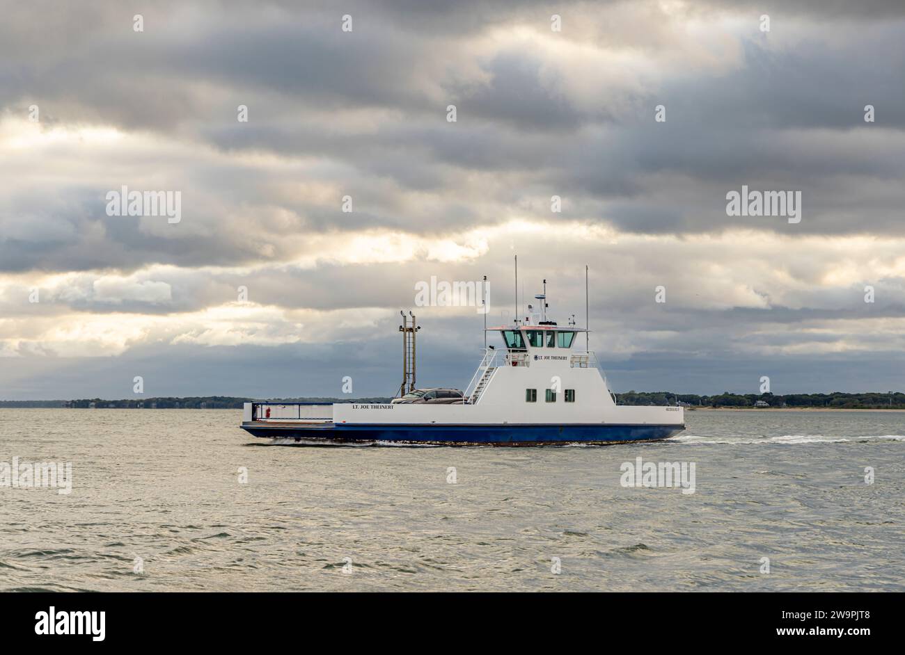 Traghetto per l'isola di protezione sud, il tenente Joe Theinert è in viaggio verso nord in un giorno d'inverno Foto Stock