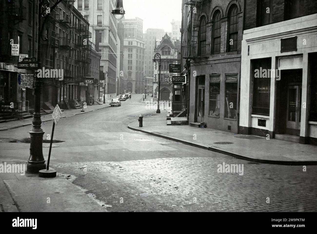 Pearl Street e Coenties Slip, Lower Manhattan, New York City, New York, Stati Uniti, Angelo Rizzuto, Anthony Angel Collection, novembre 1953 Foto Stock