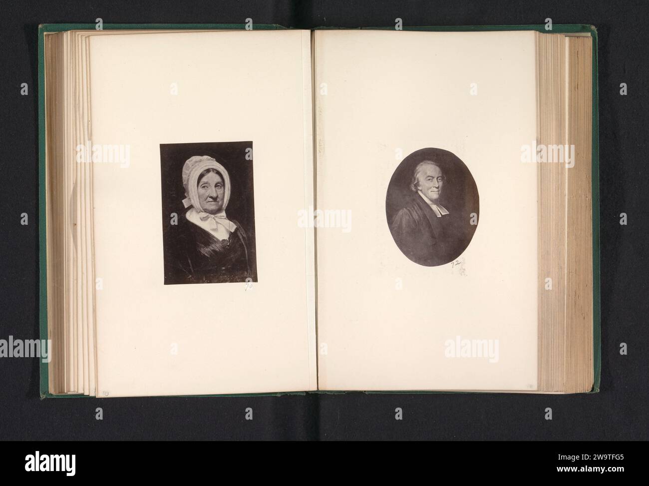 Produzione fotografica di un dipinto, raffigurante un ritratto di John Henderson, Thomas Annan, dopo Alexander Keith, c. 1863 - nel o prima del 1868 foto di supporto fotografico albumen stampare persone storiche (ritratti e scene della vita) (+ (ritratto completo) busto) Foto Stock