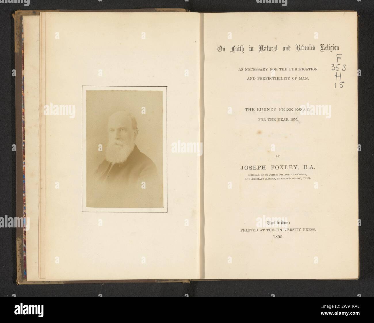 Sulla fede nella religione naturale e rivelata, necessaria per la purificazione e la perfezione dell'uomo, il premio Burney saggio per l'anno 1855, Joseph Foxley, libro Cambridge paper del 1855. supporto fotografico. lino (materiale). stampa albumen in pelle Foto Stock