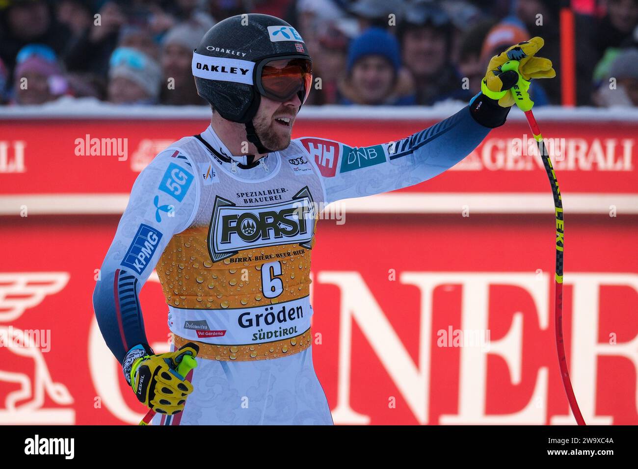 Aleksander Aamodt Kilde (NOR) gareggia durante la Coppa del mondo di sci alpino Audi FIS, MenÕs gara di Downhill sulla Saslong Slope in Val Gardena il 16 dicembre, Foto Stock