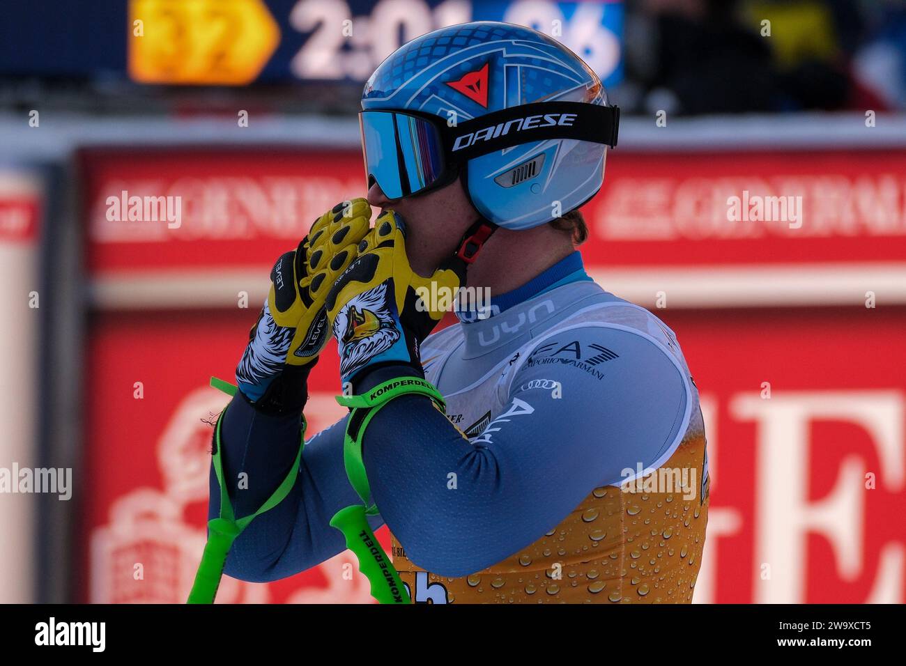 Benjamin Jacques Alliod (ITA) gareggia durante la Coppa del mondo di sci alpino Audi FIS, MenÕs gara di Downhill sul Saslong Slope in Val Gardena il 16 dicembre 2 Foto Stock