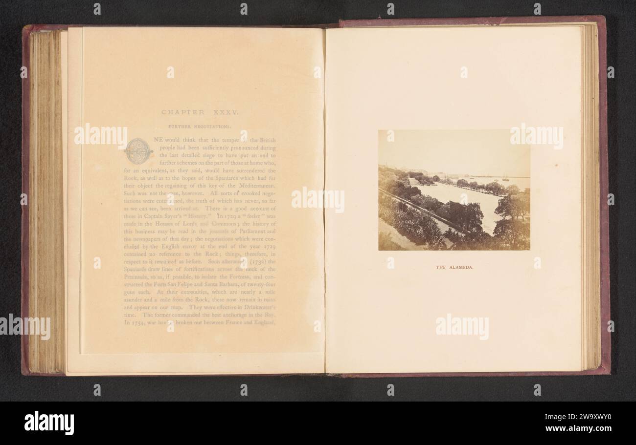 The Neutral Ground, From the Rock, J.H. Mann, c. 1860 - in o prima del 1870 Photograph Rots van Gibraltar Photographic support albumen print non-belligeranti, neutrali. golfo, baia Foto Stock
