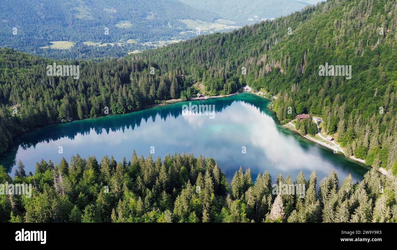 Foto del drone Lago Fusine Dolomiti superiori Italia europa Foto Stock