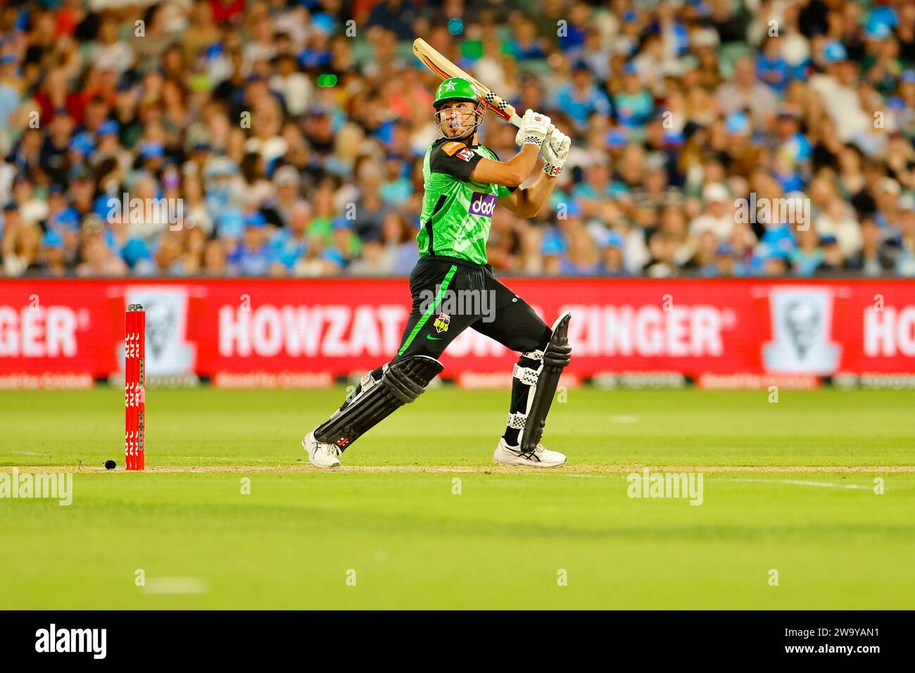 Adelaide, Australia. 31 dicembre 2023. Marcus Stoinis segna i punti vincenti durante la partita della Men's Big Bash League tra Adelaide Strikers e Melbourne Stars all'Adelaide Oval. Credit Matthew Starling / Alamy Live News Foto Stock