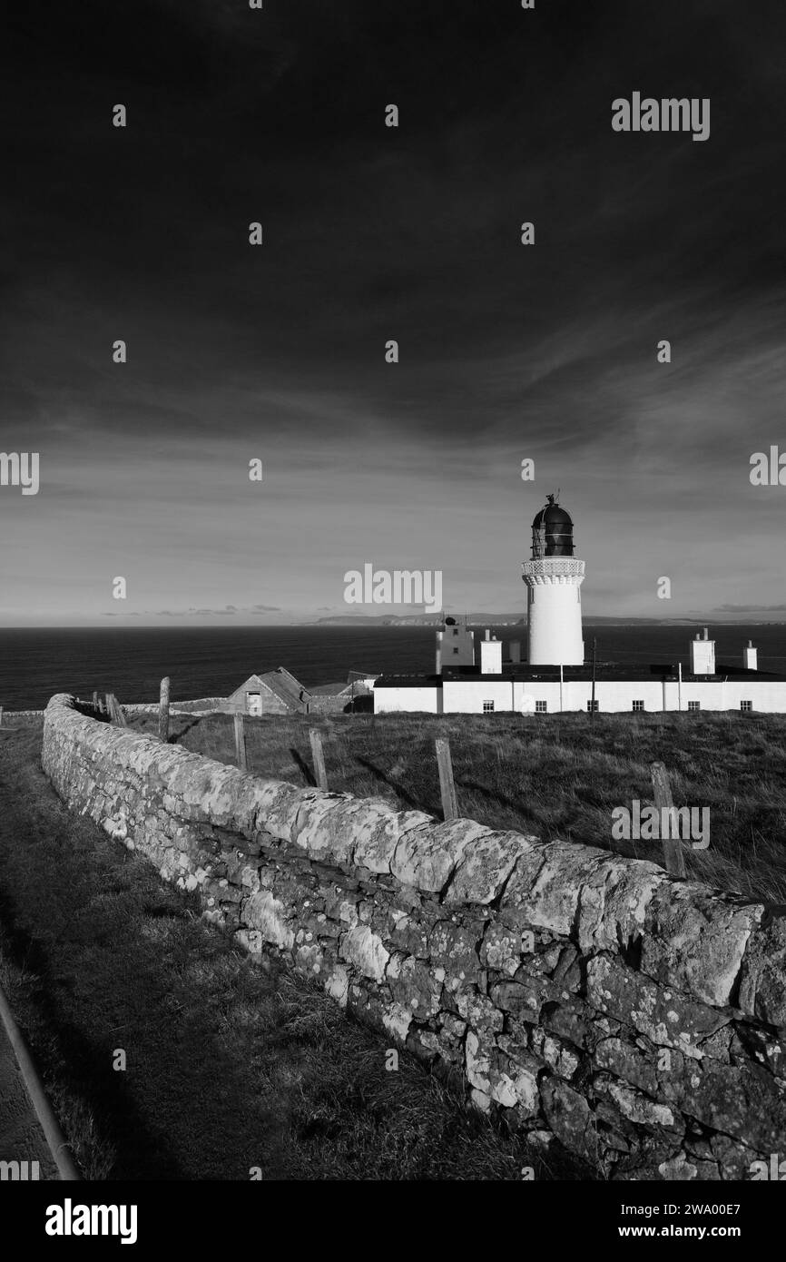 Dunnet Head Lighthouse, Dunnet Head, Caithness, Scozia, Regno Unito Foto Stock