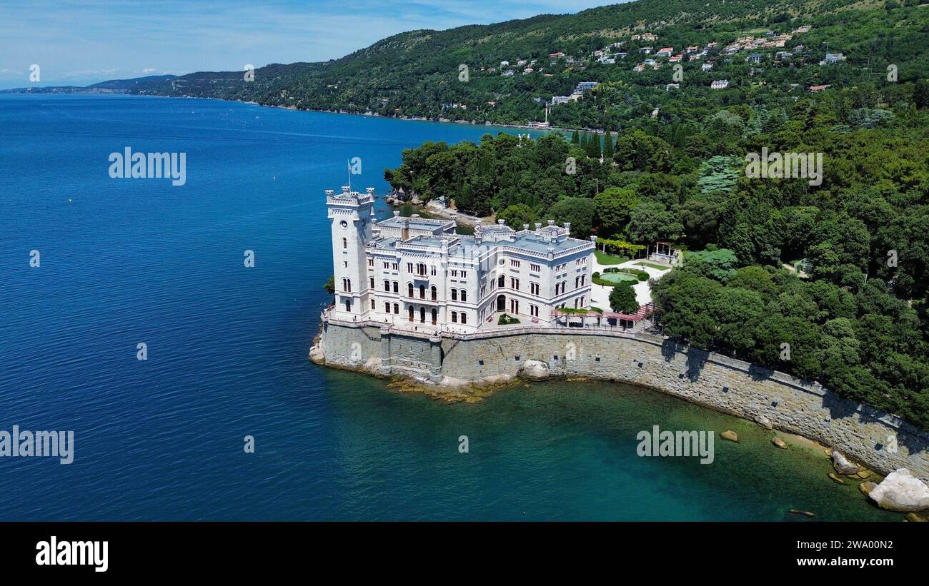 Foto drone Castello di Miramare Trieste Italia Europa Foto Stock