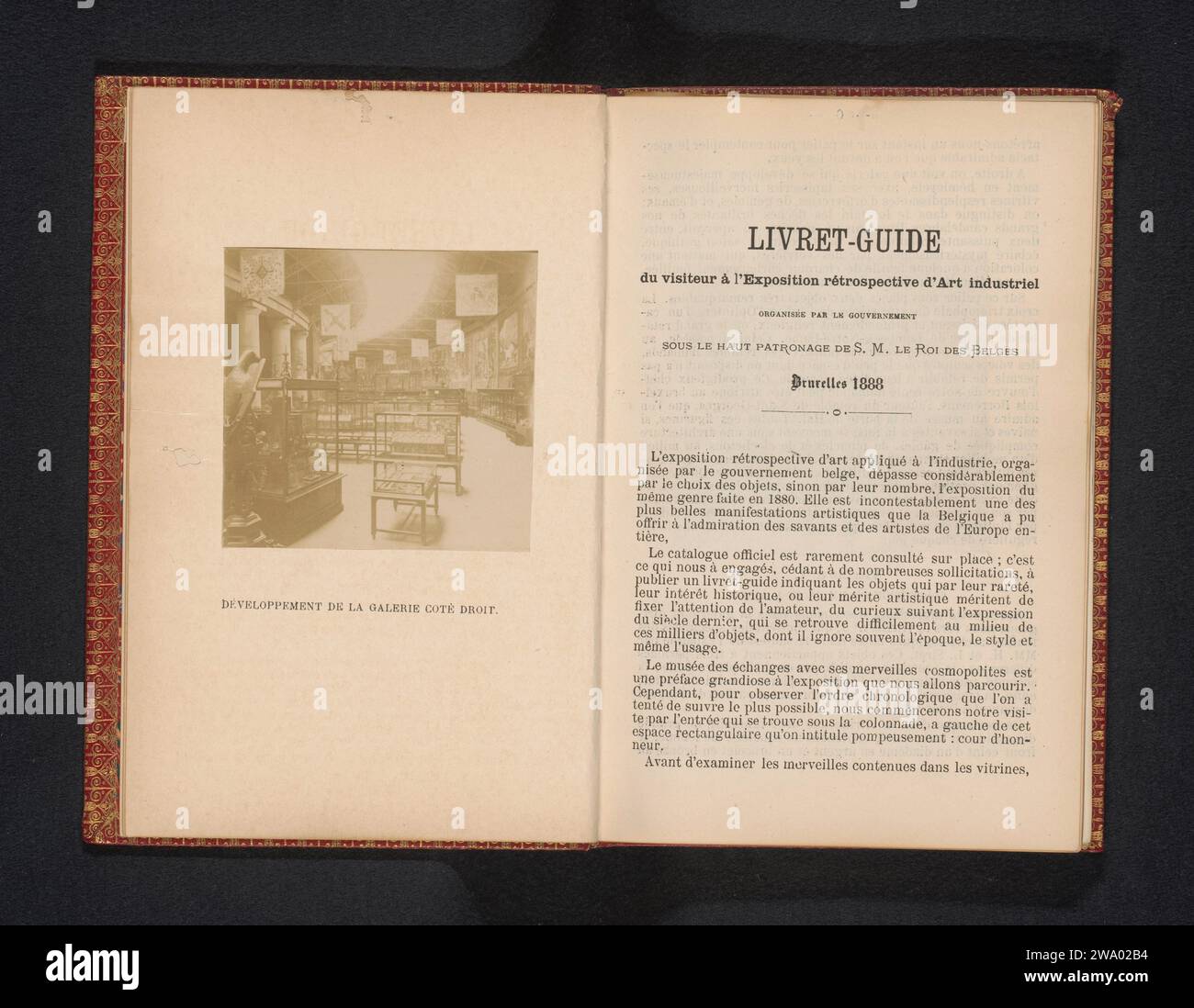 Veduta di una sala della mostra retrospettiva di arte industriale a Bruxelles nel 1888, Anonymous, 1888 Fotografia di Bruxelles supporto fotografico esposizione permanente di stampa di albumen, museo di Bruxelles Foto Stock