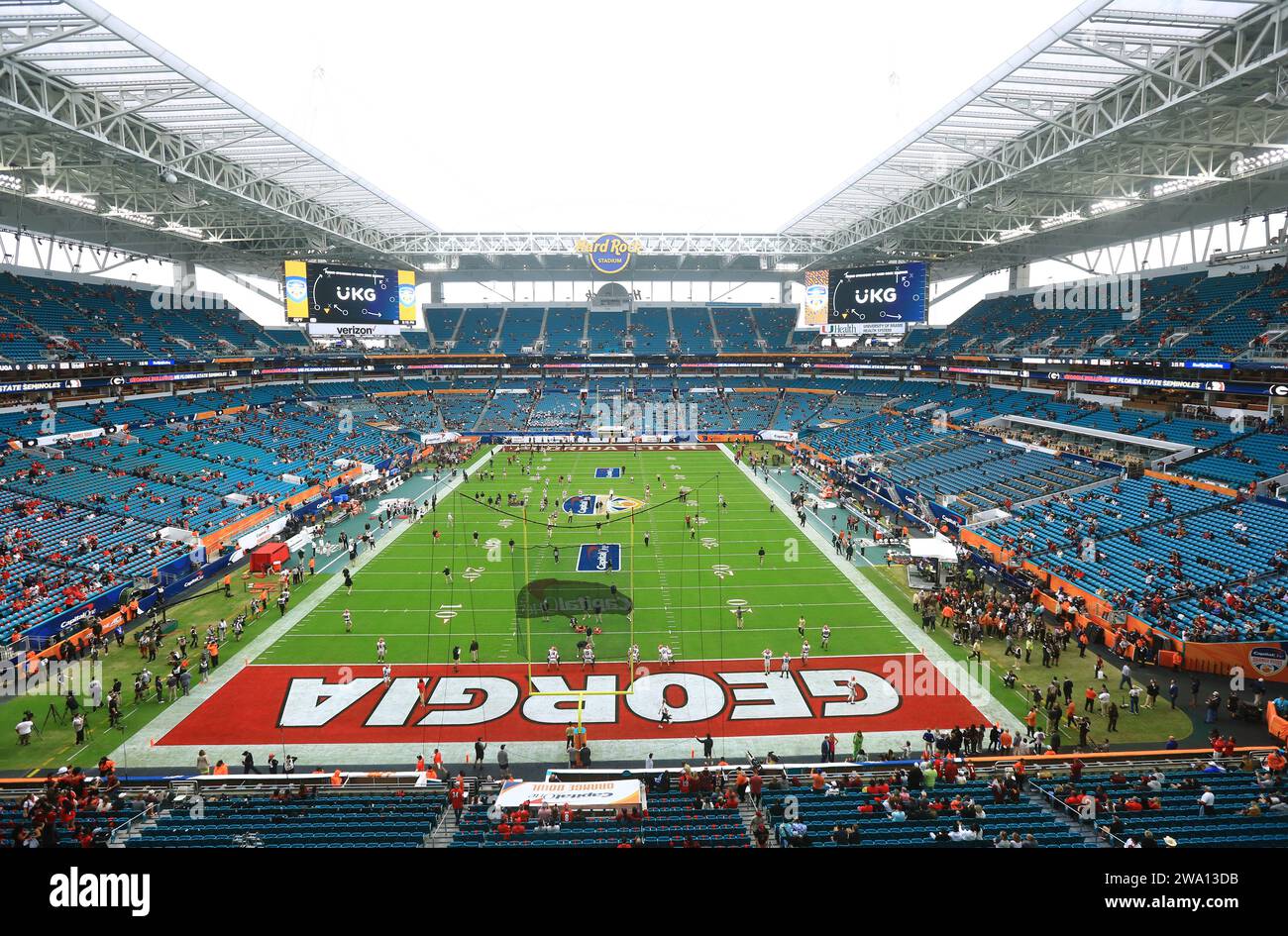 MIAMI, FLORIDA - DICEMBRE 30: Atmosfera generale alla partita di football Capital One Orange Bowl dove gli University of Georgia Bulldogs hanno sconfitto Florid Foto Stock