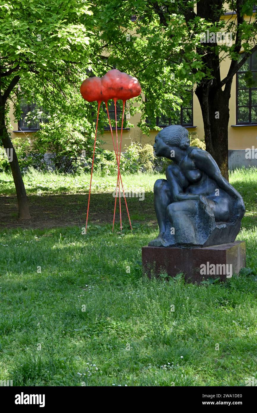Giardino di sculture dell'accademia di belle arti immagini e fotografie