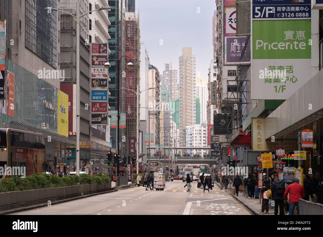 Nathan Road, Mong Kok, Kowloon, Hong Kong Foto Stock