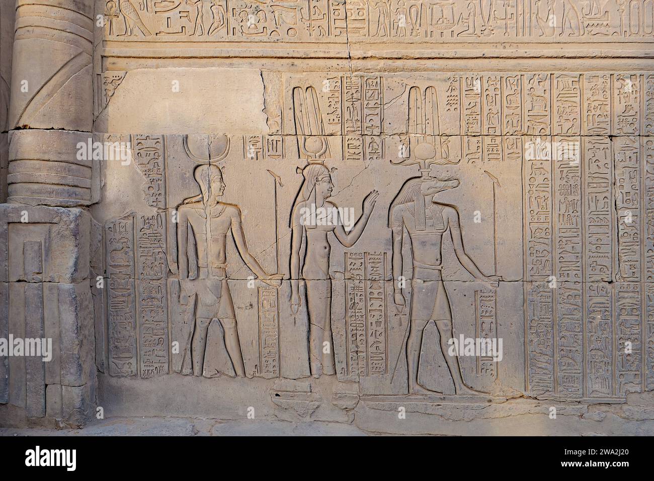 Geroglifici egiziani al tempio di Kom Ombo, Egitto. Foto Stock