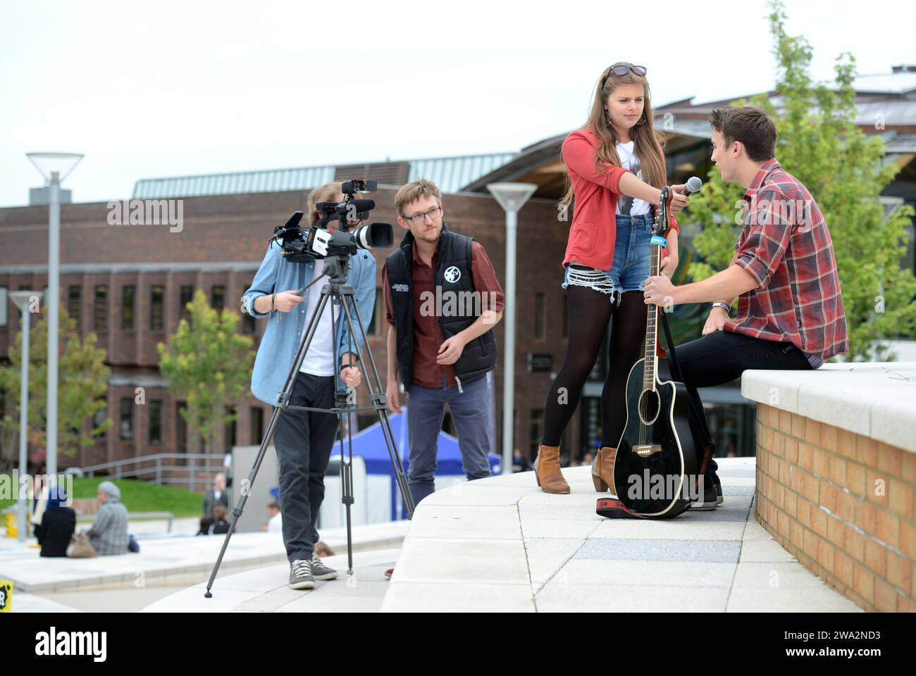 Membri del gruppo University X Media della Exeter University. Foto Stock