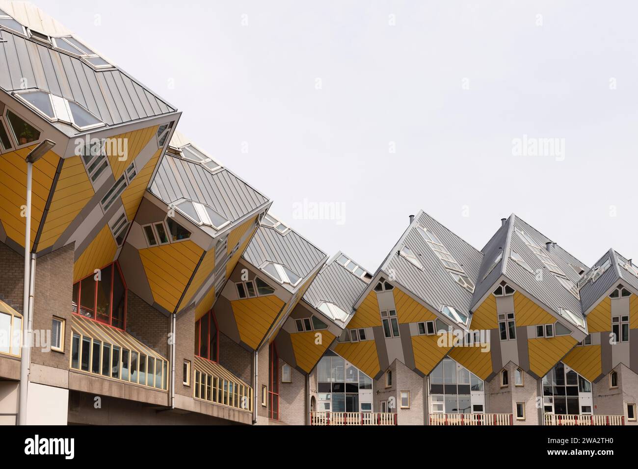 Cube Houses - innovative case a cubo progettate dall'architetto Piet Blom. Foto Stock