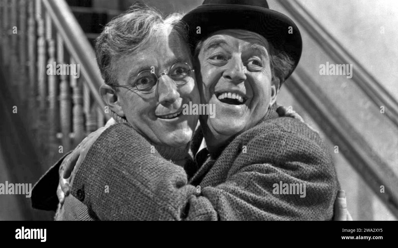 LA LAVENDER HILL MOB 1951 GFD filma Alec Guinness a sinistra e Stanley Holloway Foto Stock