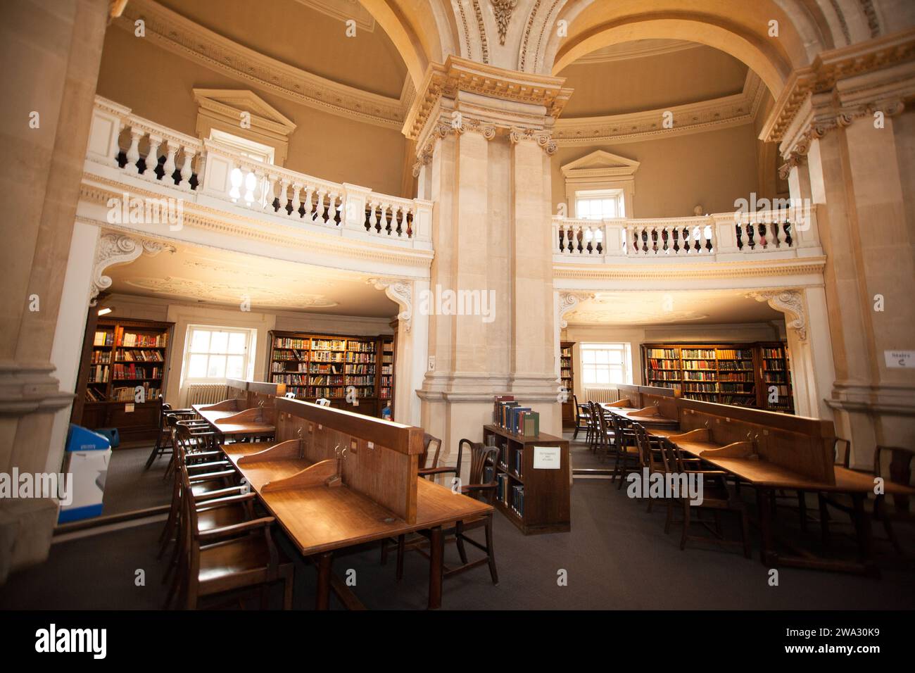 All'interno della Radcliffe camera Library nell'Oxfordshire, nel Regno Unito Foto Stock