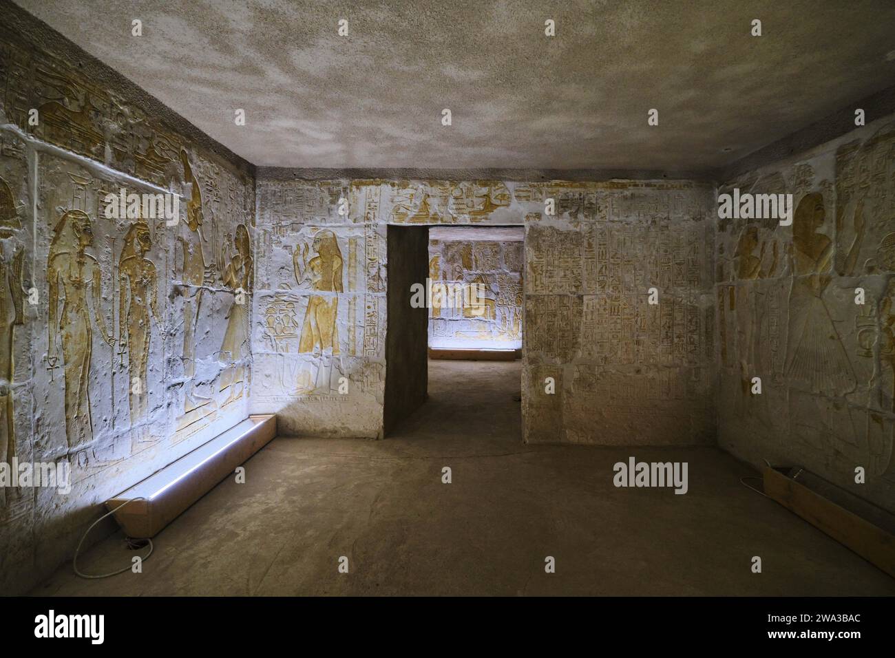 Saqqara, Egitto - 2 gennaio 2024: Tomba di Maya che fu il Tesoriere di Tutankhamon e Horemheb, dinastia 18, tra il 1330 e il 1310 a.C. Foto Stock