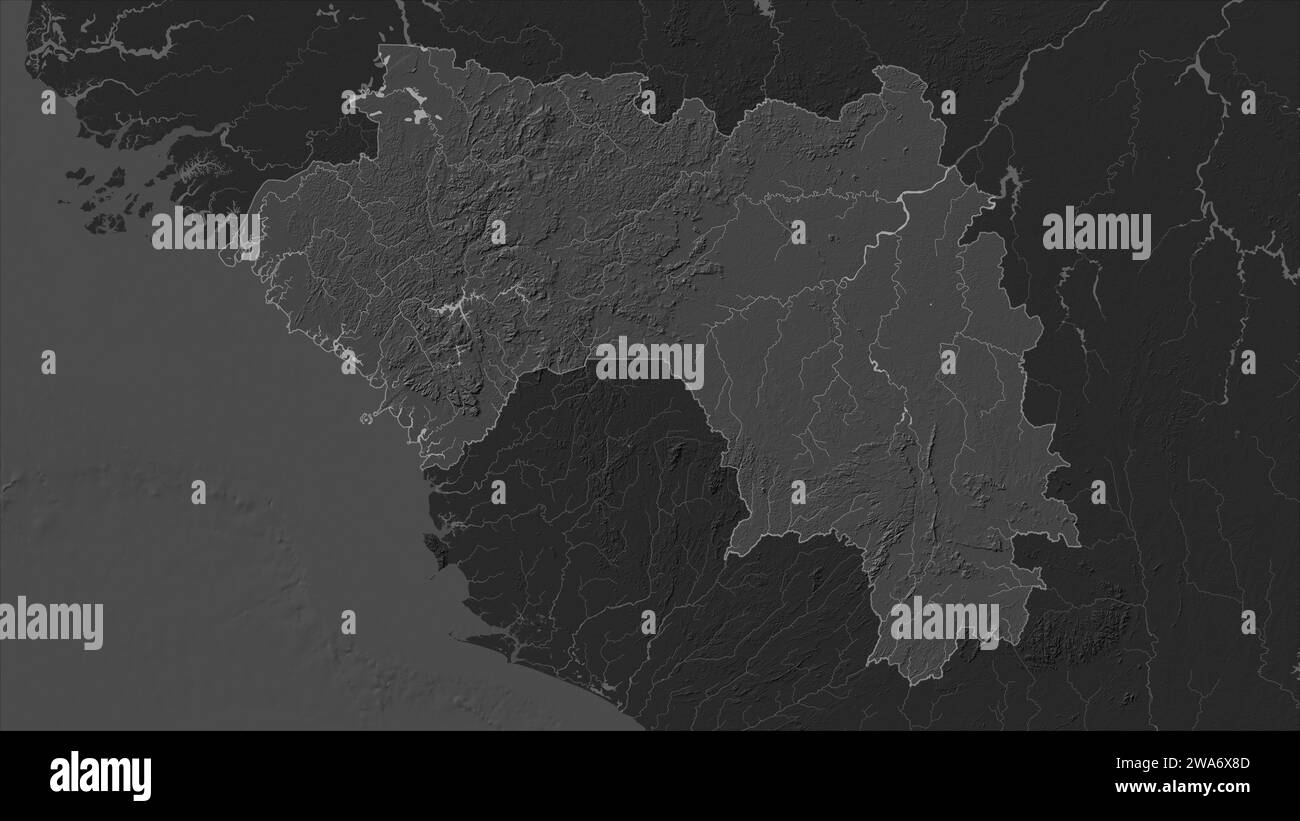 La Guinea è evidenziata su una mappa di elevazione a Bilevel con laghi e fiumi Foto Stock