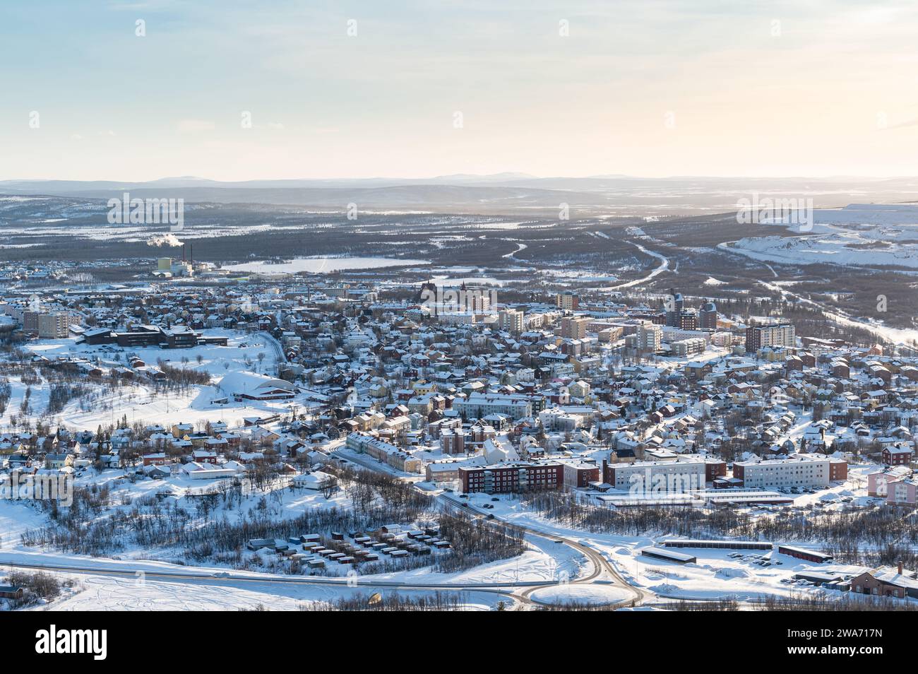 Lo splendido paesaggio invernale innevato di Kiruna in Svezia. Foto Stock