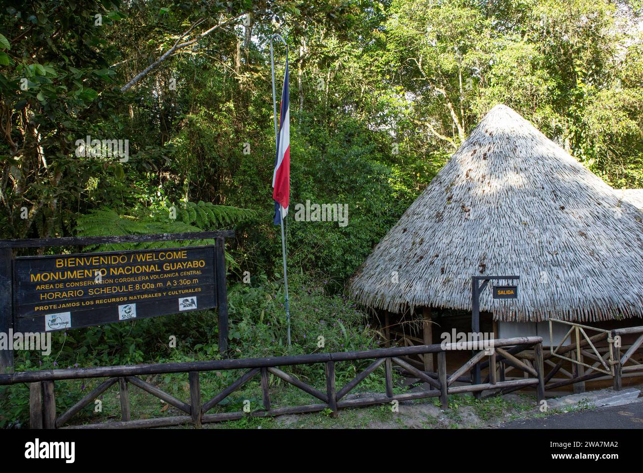 Ingresso al monumento nazionale di Guayabo, Turrialba, Costa Rica. Foto Stock