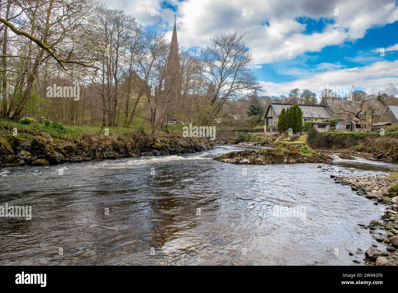 River Earn, Comrie, Perthshire, Scozia, Regno Unito Foto Stock