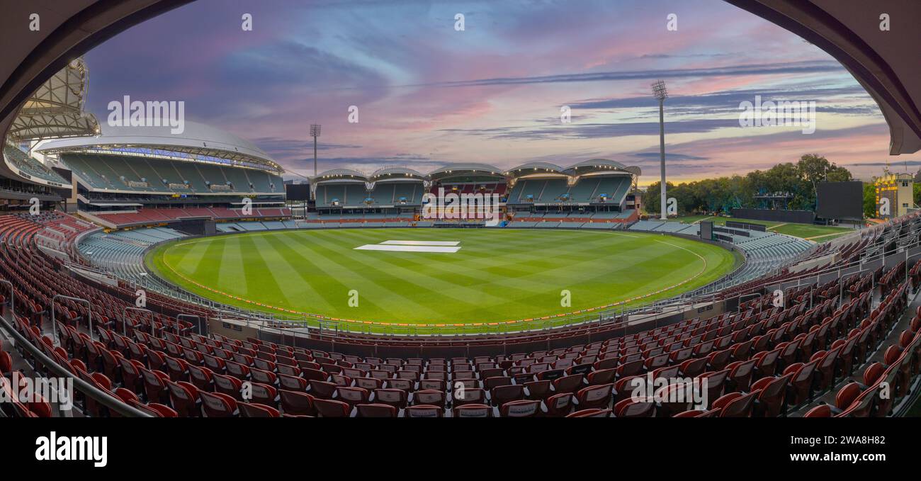 Adelaide, Australia. 30 dicembre 2023. Preparativi per la partita maschile della Big Bash League tra Adelaide Strikers e Melbourne Stars Foto Stock