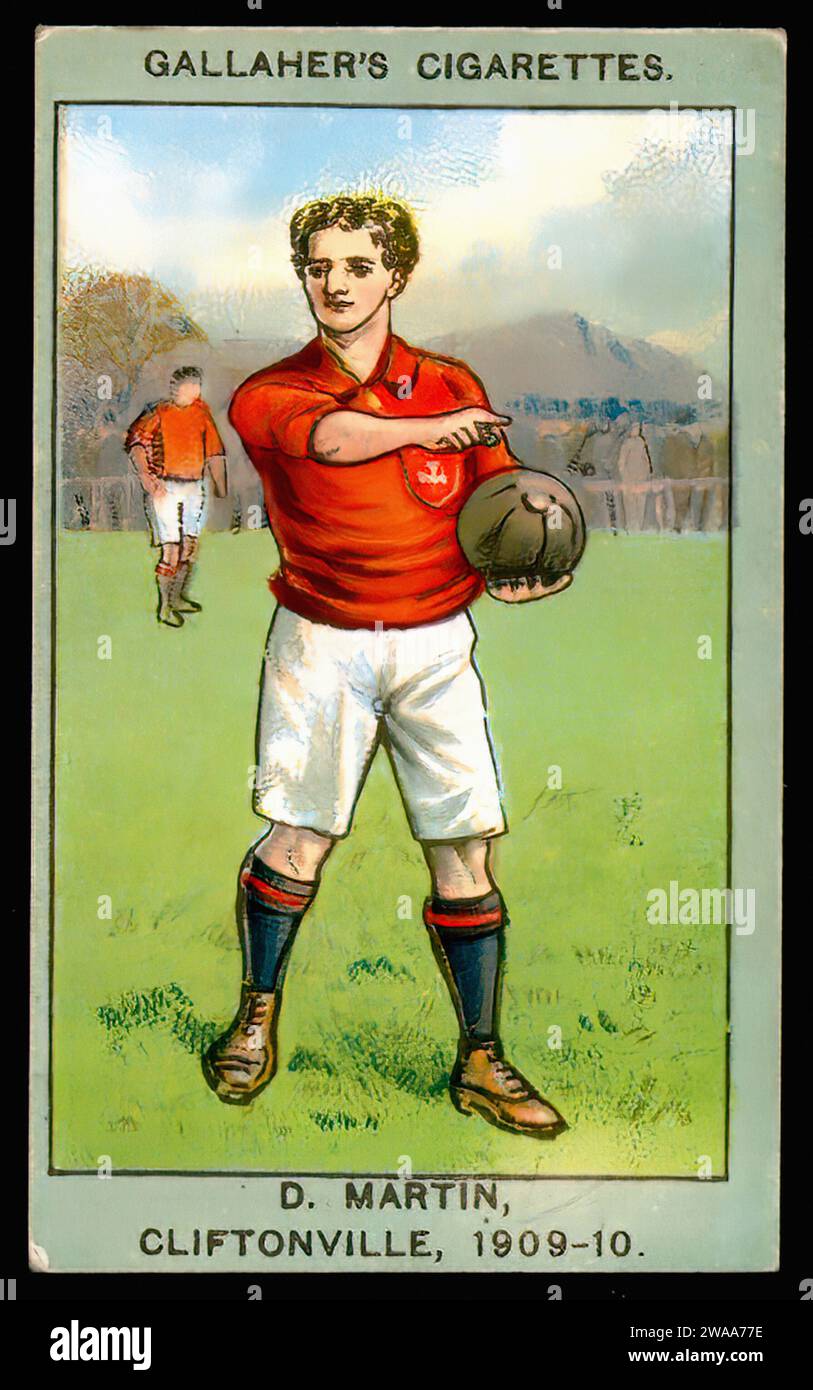 Football Colours Cliftonville - illustrazione della carta di sigaretta d'epoca Foto Stock