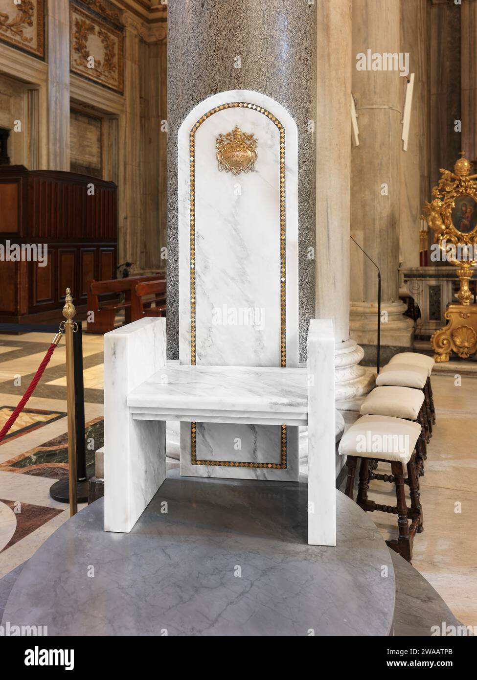 Cattedra Vescovile nella basilica papale di Santa Maria maggiore