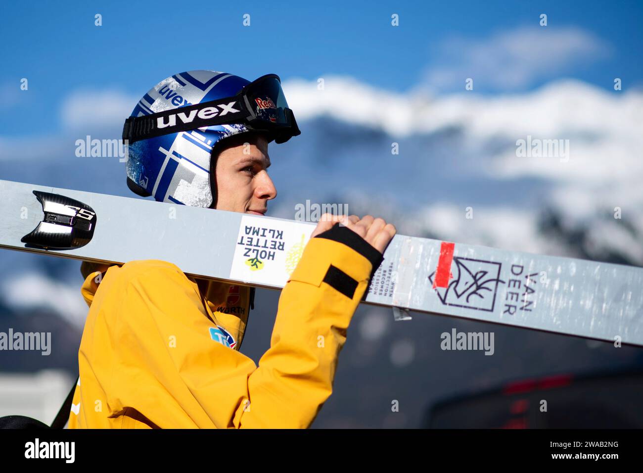 Andreas Wellinger (Deutschland, SC Ruhpolding) auf dem Weg zur Schanze