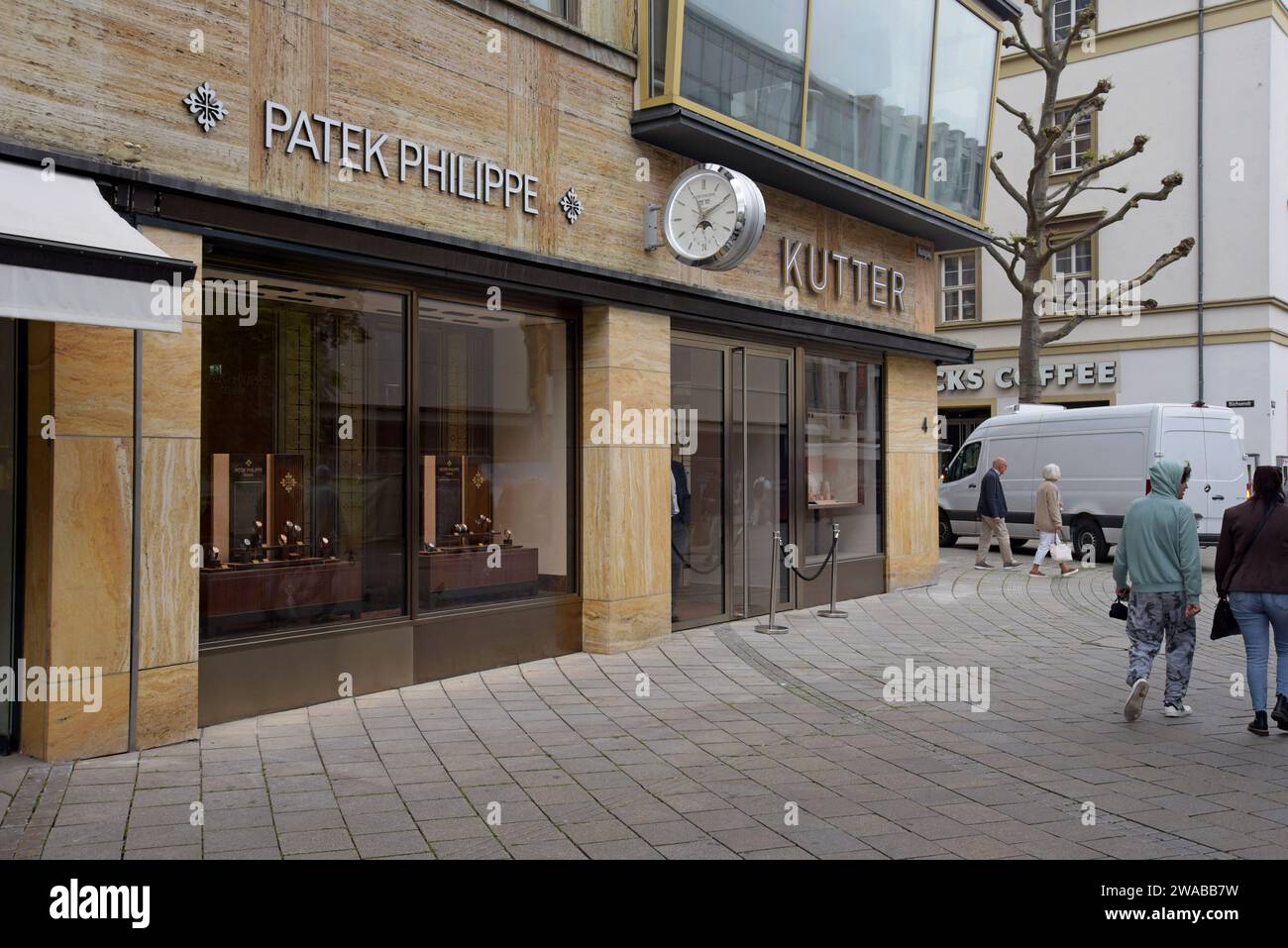 Patek Phillipe, negozio di orologi di lusso a Stoccarda, Germania, maggio 2023 Foto Stock
