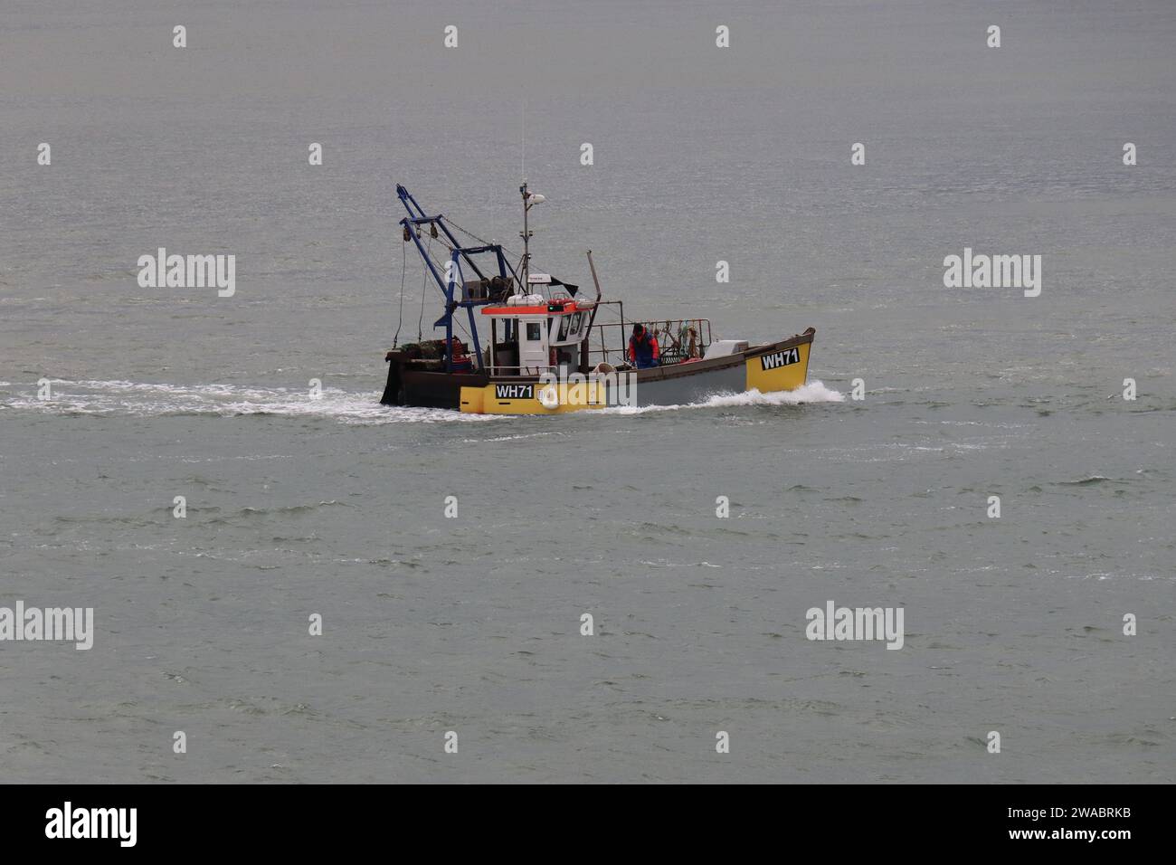 Il peschereccio FV LA SERINE (WH71) ritorna dalle zone di pesca locali Foto Stock