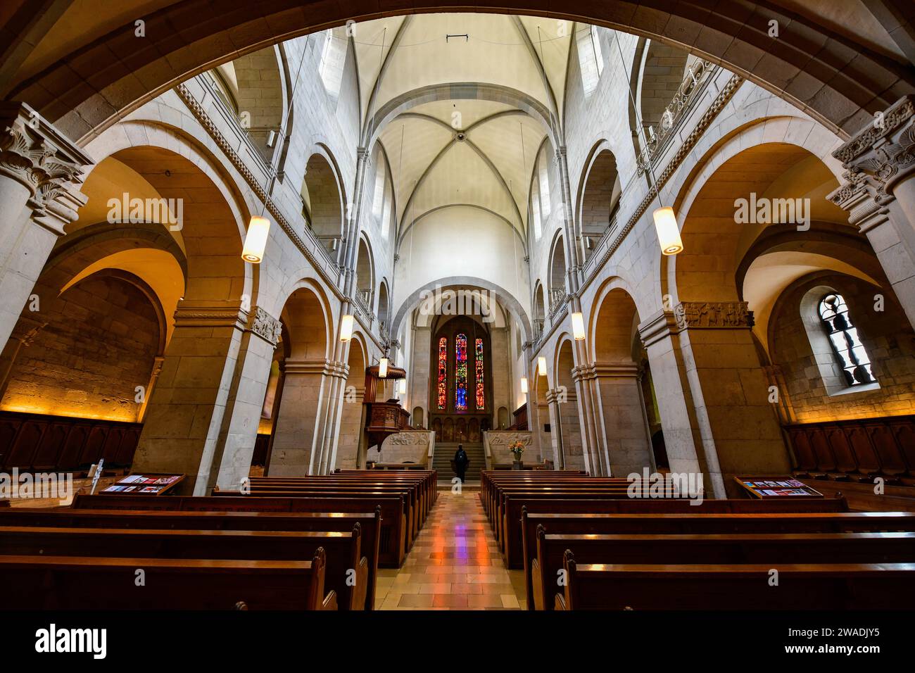 Grossmunster o chiesa di Grossmünster all'interno della città vecchia di Zurigo, Svizzera Foto Stock