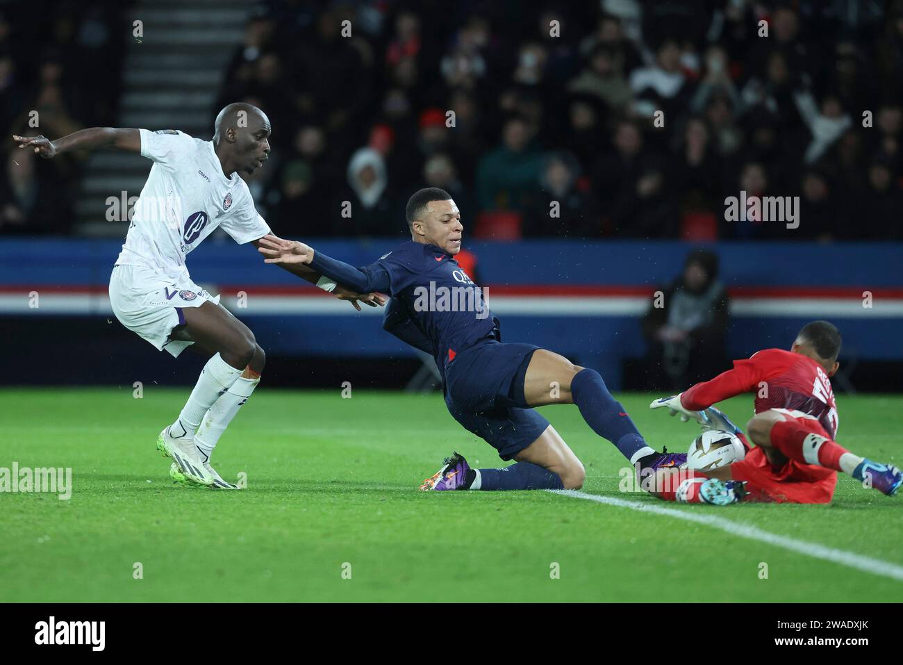 Parigi, Francia. 3 gennaio 2024. © Sebastien Muylaert/MAXPPP - Parigi 03/01/2024 Lucas Hernandez di PSG durante la partita del Champions Trophy tra Paris Saint-Germain e Toulouse FC al Parc des Princes di Parigi, Francia. 01.03.2023 crediti: MAXPPP/Alamy Live News Foto Stock