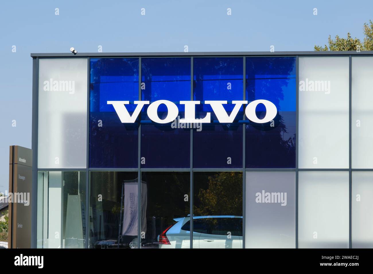 Firma e logo dell'azienda automobilistica Volvo Foto Stock
