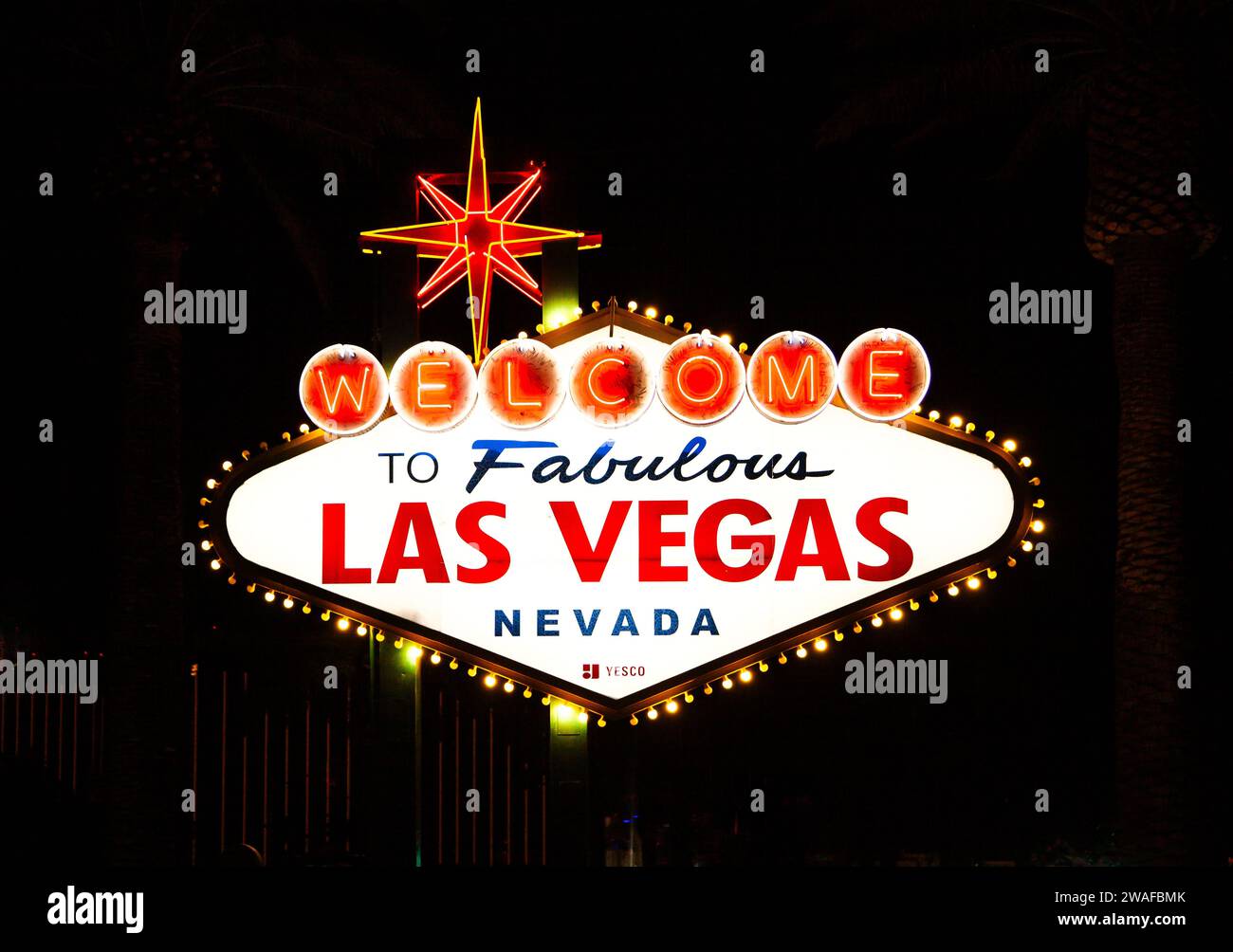 Las Vegas, Nevada, USA - 8 novembre 2023: Insegna leggendaria di Las Vegas Foto Stock