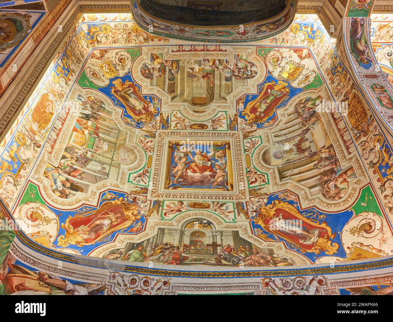 Decorazioni del soffitto nei Musei cristiani o Sacri, Musei Vaticani, città del Vaticano, Roma, Italia. Foto Stock