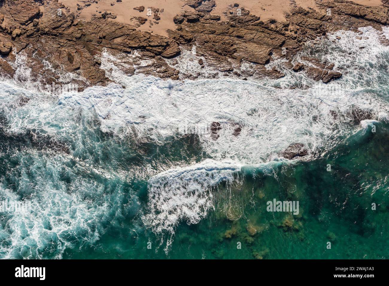 Fotografia aerea astratta della costa meridionale di KwaZulu-Natal. Foto Stock