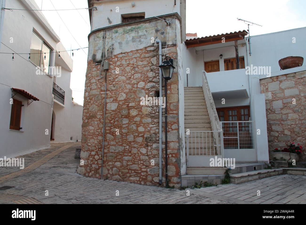 vecchia casa in un villaggio (margariti) a creta in grecia Foto Stock