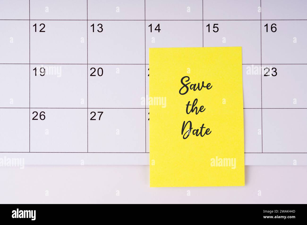 Salvare il testo della data sulla nota adesiva sul calendario Foto Stock