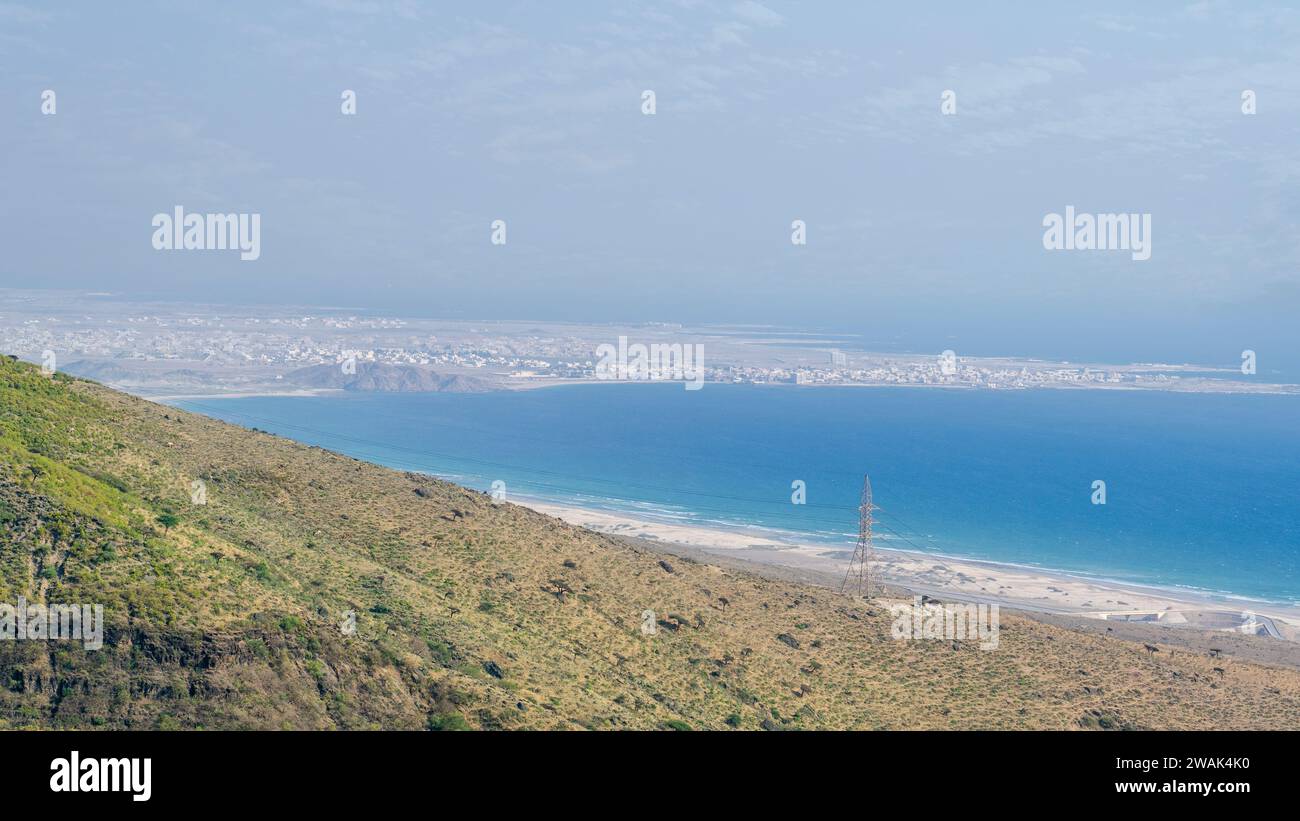 La vista di Mirbat è una città costiera nel governatorato di Dhofar Foto Stock