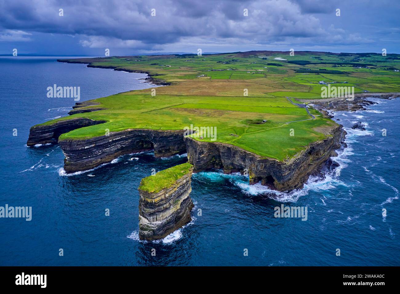 Repubblica d'Irlanda, provincia di Connacht, Contea di Mayo, Ballycastle, Downpatrick Head Foto Stock