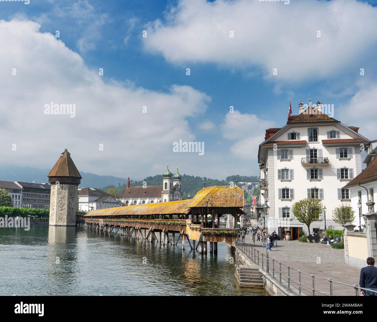 Ponte della Cappella sul fiume Reuss, Lucerna, Svizzera Foto Stock